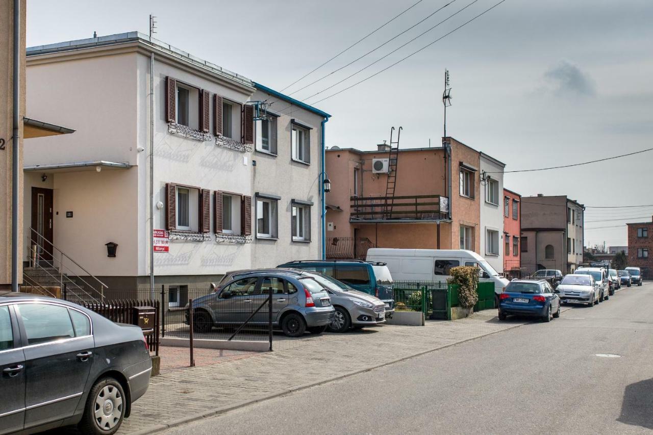 Pokoje Goscinne Arkadia Września Esterno foto